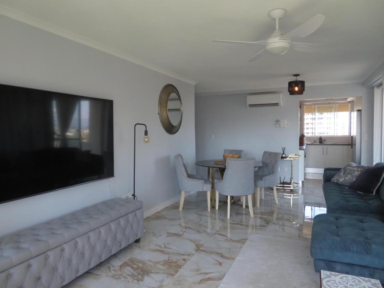 Surfers Beachside Holiday apartamentos Gold Coast Habitación foto